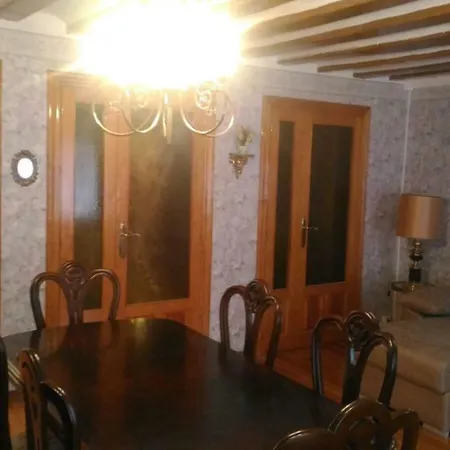 Santa Engracia Apartment *